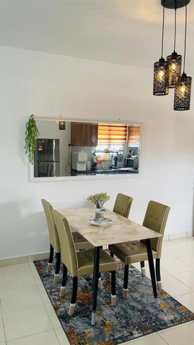 Klia Homestay Apartment - 2 Room Sepang Luaran gambar