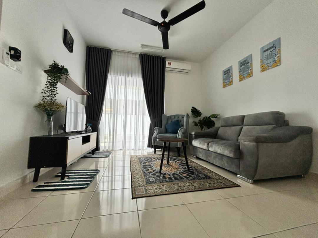 Klia Homestay Apartment - 2 Room Sepang Luaran gambar