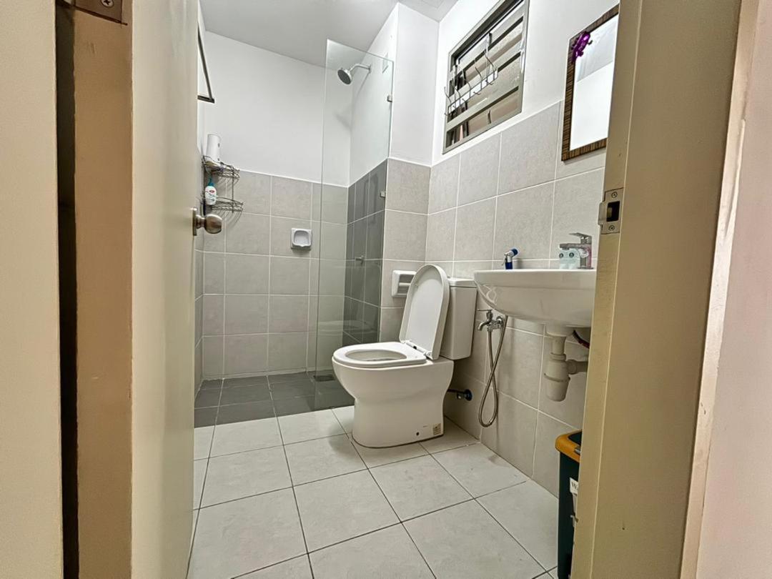 Klia Homestay Apartment - 2 Room Sepang Luaran gambar